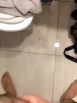 xoldie23 online show from April 18, 2:10 pm