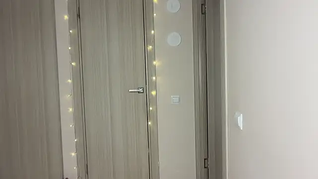 Lisa Graham online show from November 18, 5:23 am