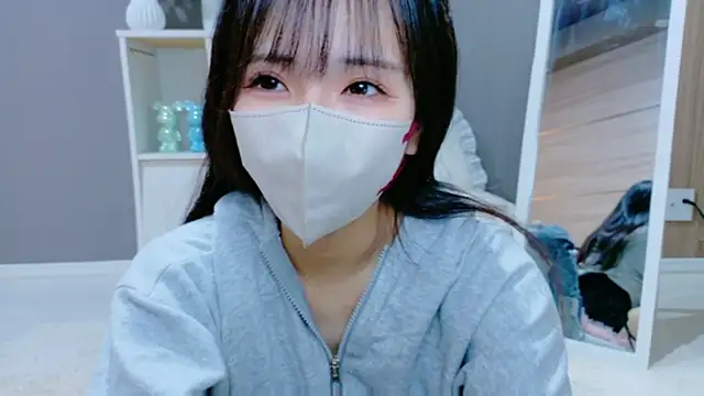 Mimi-Dreammood online show from December 2, 10:05 pm