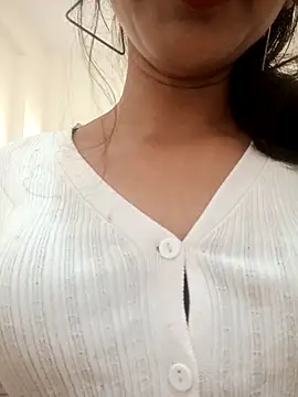 Cute Sanaaya online show from December 14, 10:09 am