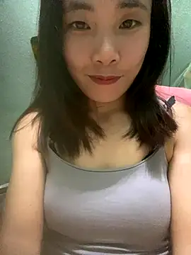 Snapshot of Elysia-007 chatting on October 30, 5:09 am Elysia-007 online show from October 30, 5:09 am