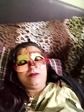 LOVE  RANI online show from December 4, 10:40 pm