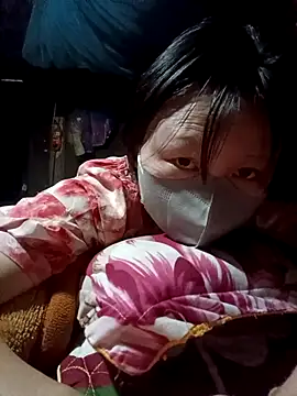 yoyo-mi online show from November 10, 1:15 am