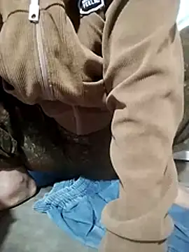 -Hazel-123 online show from November 26, 2:56 am