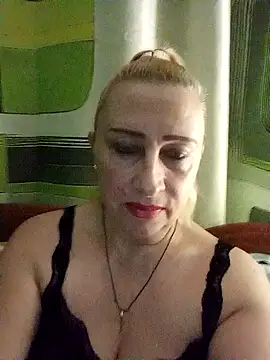 Esenia505 online show from December 17, 3:23 am