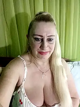 Esenia505 online show from April 11, 7:45 am