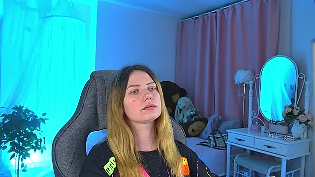 AleksaLaurent online show from November 21, 6:01 am