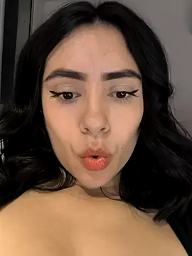 Sara-215 online show from January 18, 6:28 am