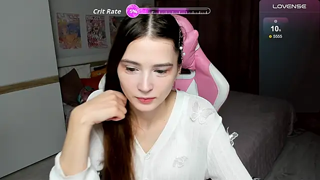 Hana Flo  online show from December 5, 1:52 pm