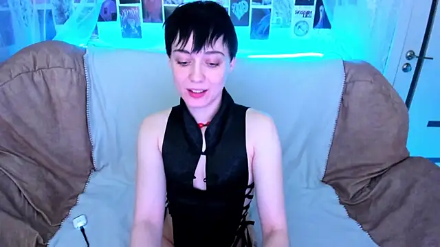 ErickaFetish online show from December 22, 2:58 pm