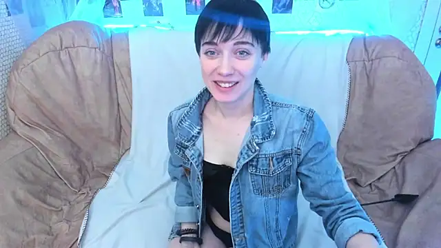 ErickaFetish online show from January 7, 5:26 pm