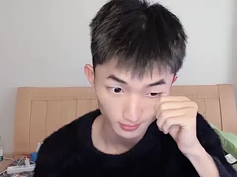 N228 online show from November 3, 8:04 am