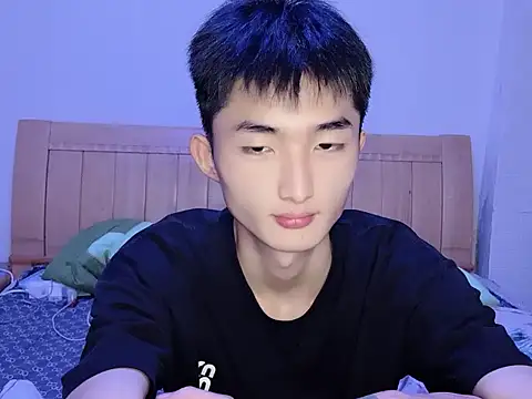 N228 online show from November 11, 10:15 am