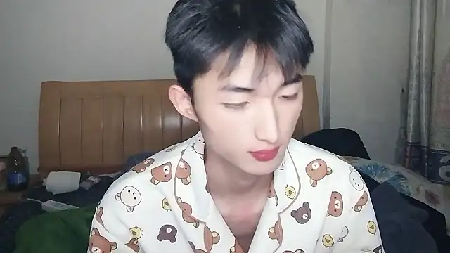 N228 online show from January 8, 7:05 pm