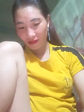 Snapshot of HGiasexy69 chatting on May 6, 1:49 pm HGiasexy69 online show from May 6, 1:49 pm