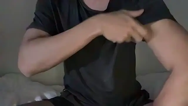 Snapshot of dudeseven chatting on July 16, 4:57 pm dudeseven online show from July 16, 4:57 pm