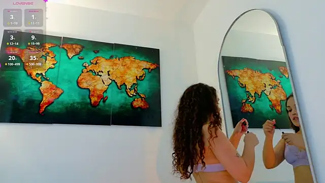 R3d Moonss   online show from February 15, 6:26 pm