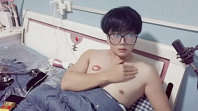 Snapshot of chenwen520 chatting on October 30, 2:07 pm chenwen520 online show from October 30, 2:07 pm