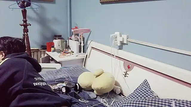 Snapshot of chenwen520 chatting on November 1, 1:57 pm chenwen520 online show from November 1, 1:57 pm