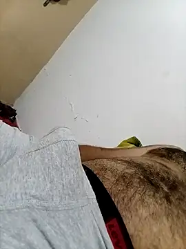 Snapshot of franck10E chatting on February 8, 2:59 am franck10E online show from February 8, 2:59 am