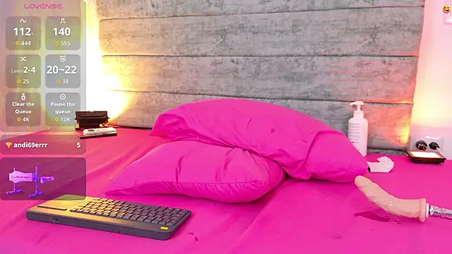 Snapshot of dulce_gatita69 chatting on February 26, 3:55 pm dulce gatita69 online show from February 26, 3:55 pm