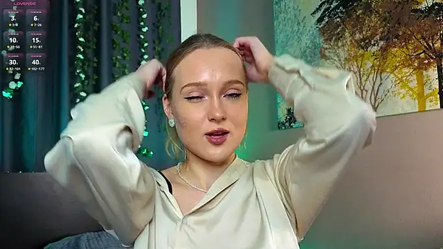 VanessaLightDiamond online show from November 9, 4:11 am