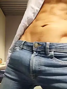 panco pillo online show from December 1, 6:24 pm