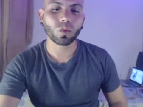 Snapshot of marek_secrett chatting on November 6, 8:54 pm marek secrett online show from November 6, 8:54 pm