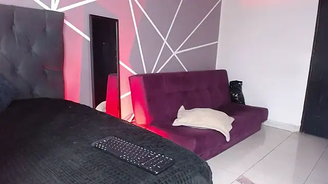 Princess Mia1126 online show from March 5, 3:57 am