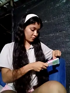 Soymaia online show from December 3, 1:02 am