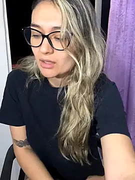 Im-Lola online show from November 7, 9:31 am