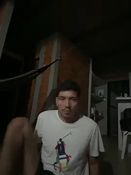 Snapshot of Harry69melon chatting on February 9, 4:27 am Harry69melon online show from February 9, 4:27 am