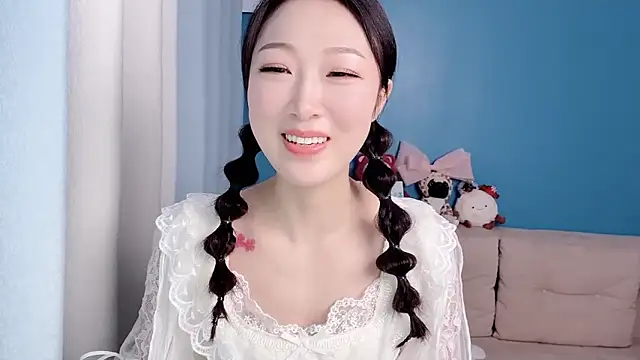 ella55-- online show from March 6, 1:13 am