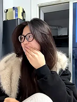 xiaojingzi66 online show from December 2, 11:26 am