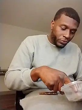 Snapshot of Bbc_dunc214 chatting on February 3, 6:22 am Bbc dunc214 online show from February 3, 6:22 am