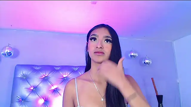 SilvanyMontana online show from January 15, 3:33 am