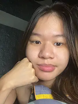 Snapshot of BUNNY050465 chatting on October 29, 1:35 pm BUNNY050465 online show from October 29, 1:35 pm