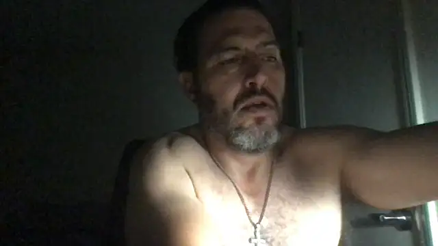 ezrah23 online show from April 8, 9:42 am