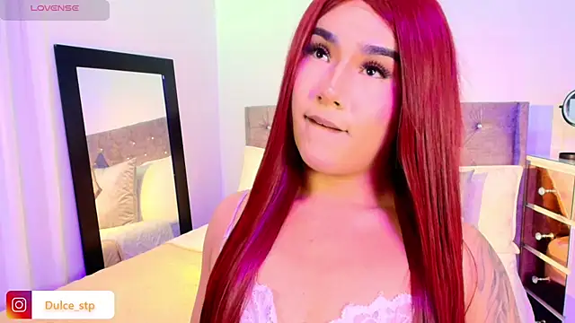 Snapshot of Vale_prado chatting on February 9, 3:43 am Vale prado online show from February 9, 3:43 am