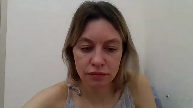 Little Milf 5 online show from November 26, 4:19 pm