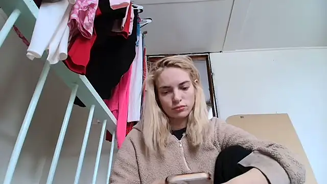 lanasharapovaxxx online show from December 1, 10:04 pm