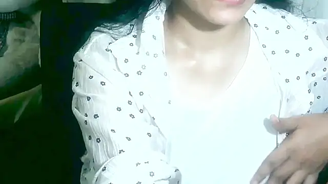 Snapshot of nalee_na chatting on November 7, 10:15 am nalee na online show from November 7, 10:15 am