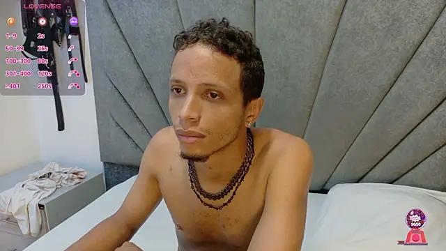 DamianandEva online show from March 26, 1:28 pm