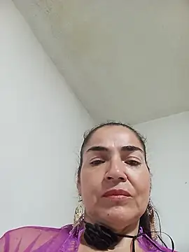 MaryRoze  online show from February 8, 9:40 pm