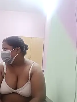 Snapshot of tamil_Nithya_J chatting on May 11, 6:49 pm tamil Nithya J online show from May 11, 6:49 pm