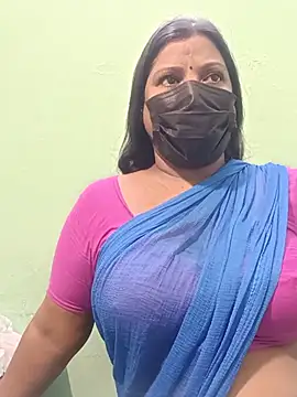 Snapshot of tamil_Nithya_J chatting on June 2, 3:58 pm tamil Nithya J online show from June 2, 3:58 pm