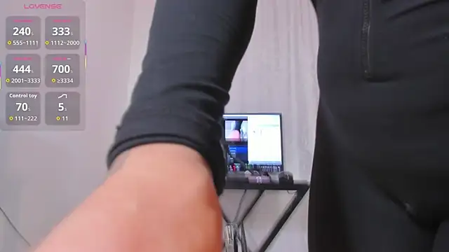 Natural BIGASS Nina online show from April 24, 8:00 pm