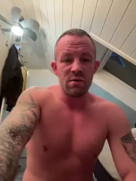 superbertok online show from December 18, 5:35 am