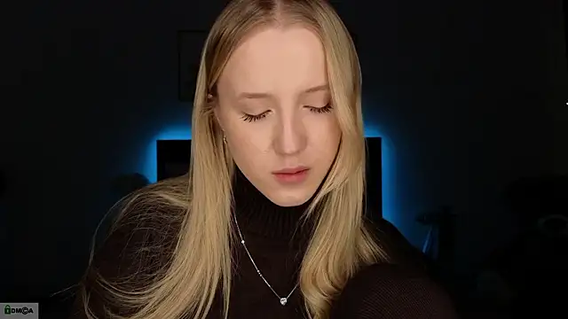 Snapshot of adele_armass chatting on February 1, 9:02 pm adele armass online show from February 1, 9:02 pm