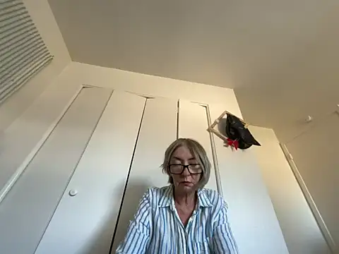 Snapshot of Fargo488 chatting on October 31, 6:31 pm Fargo488 online show from October 31, 6:31 pm